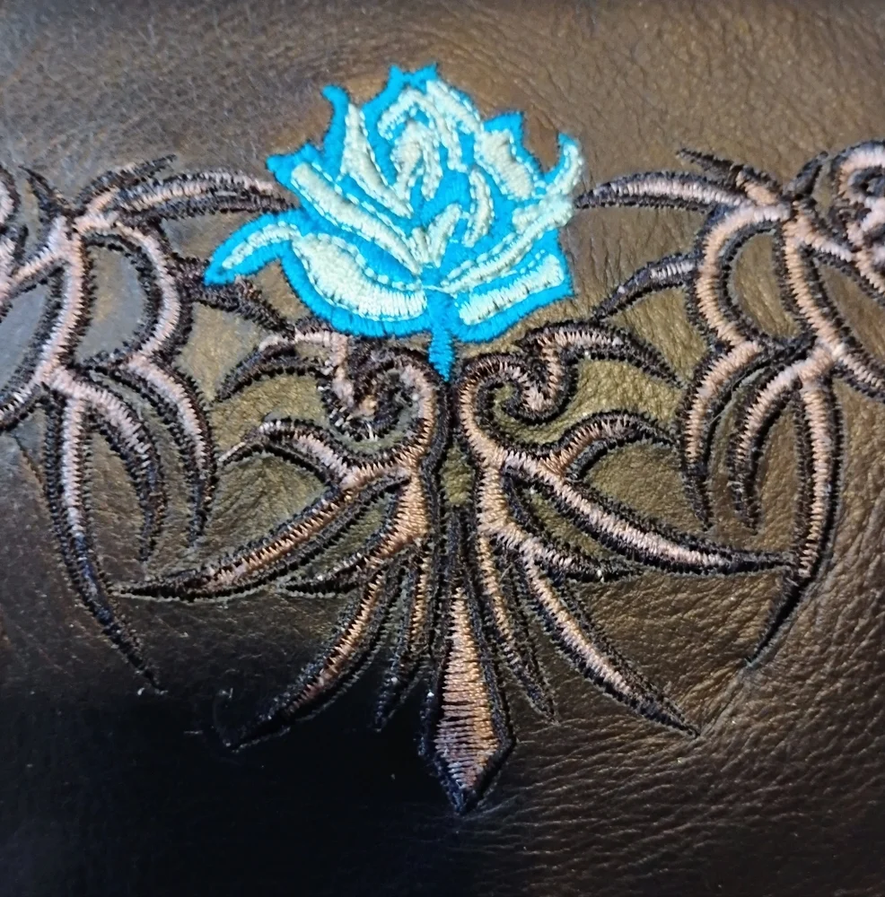 UNIK, NEW Clip On Leather Bag, Or Shoulder Strap.